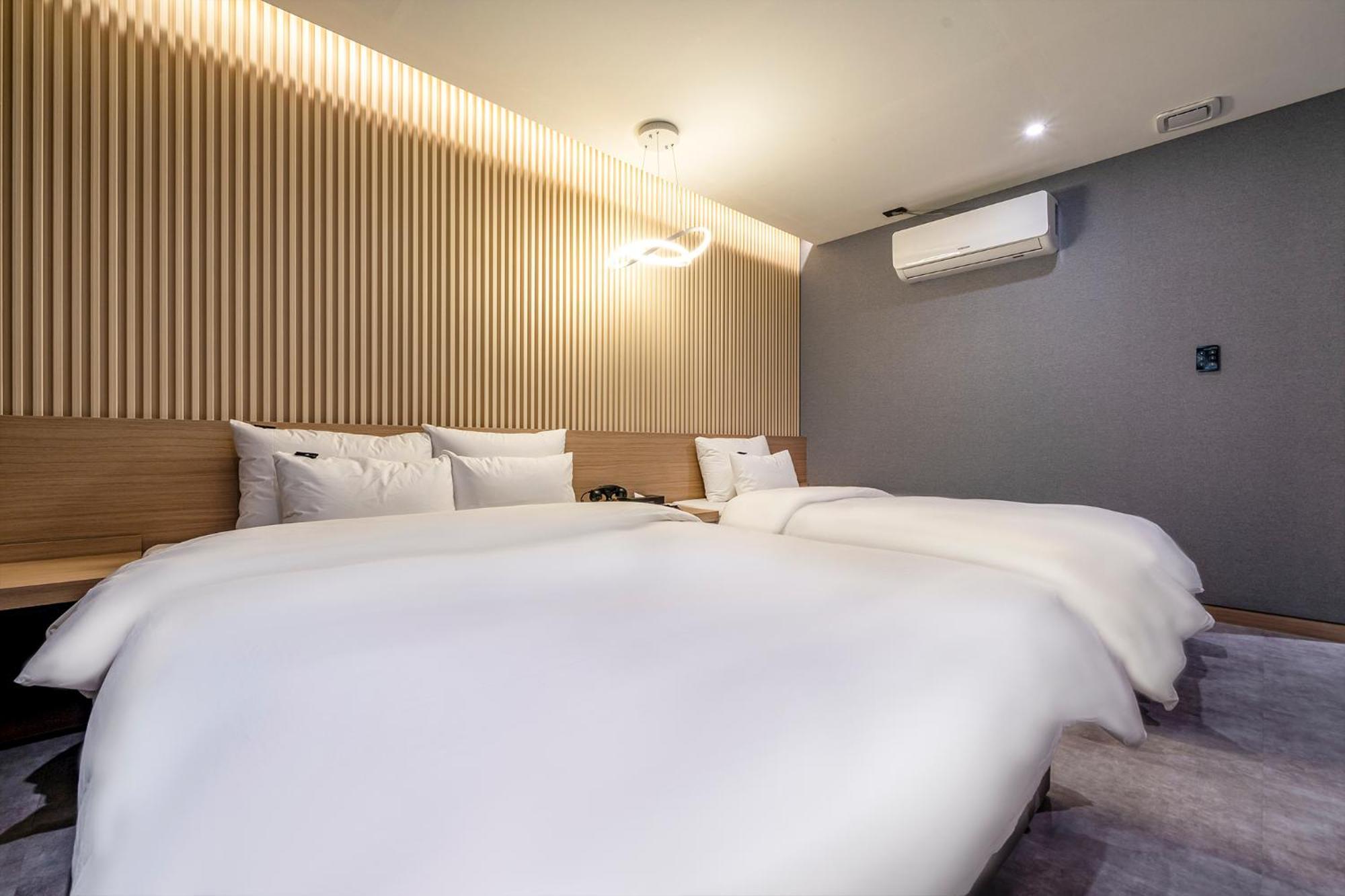 Urban Brown Hotel Chungju City Hall Zewnętrze zdjęcie