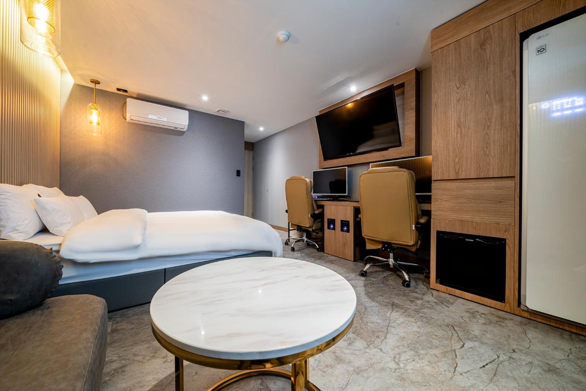 Urban Brown Hotel Chungju City Hall Zewnętrze zdjęcie